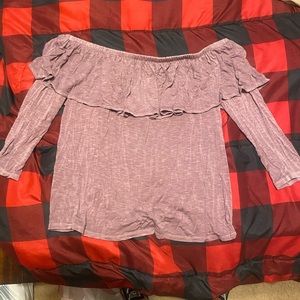 American Eagle off the shoulder shirt
